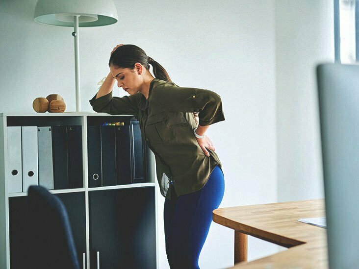 What causes lower lower back pain when coughing?
